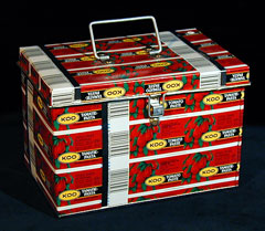 http://www.indigoarts.com/gallery_art/tomatobox1_med.jpg