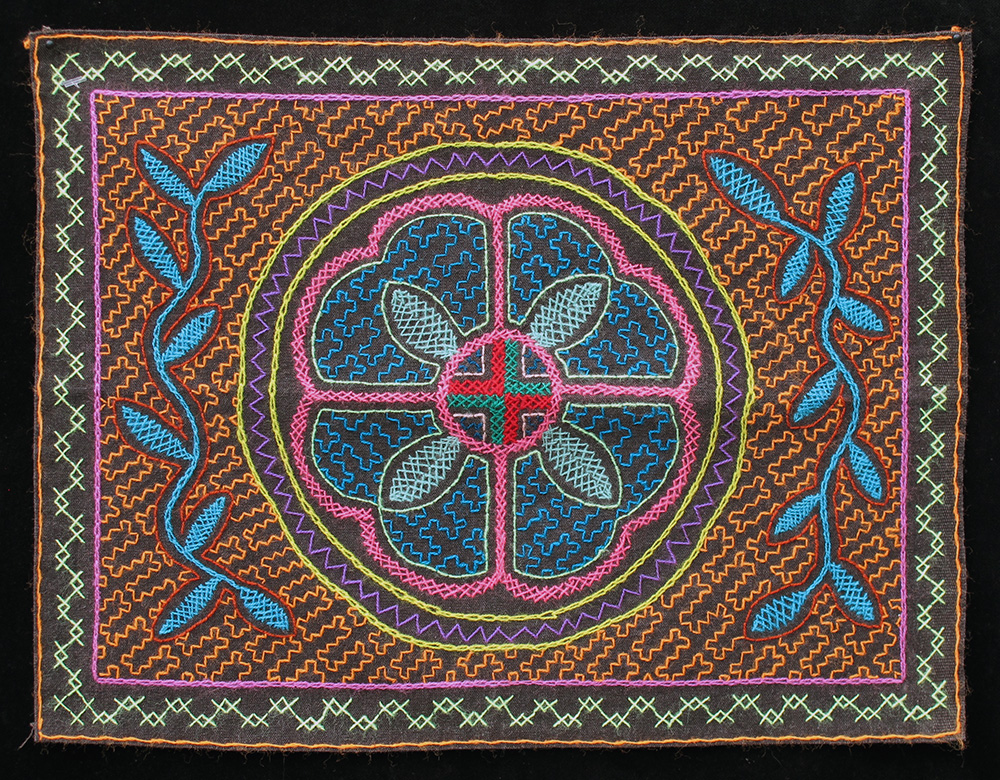 Embroidered Shipibo Cloth | Indigo Arts