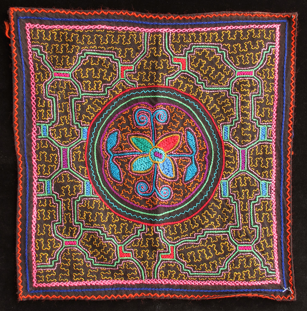 Embroidered Shipibo Cloth | Indigo Arts