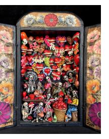 Valentine Shop of the Dead - retablo