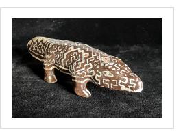 Shipibo Iguana figure