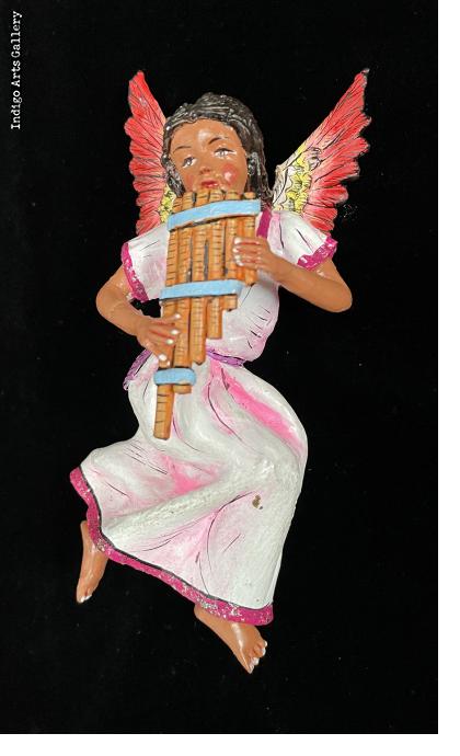 Angel with pan-pipes - retablo figure