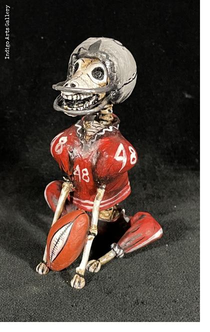 Calavera Football Player Dog - Retablo Figure