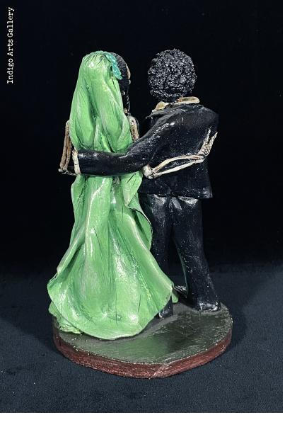 Novios Muertos - retablo figures