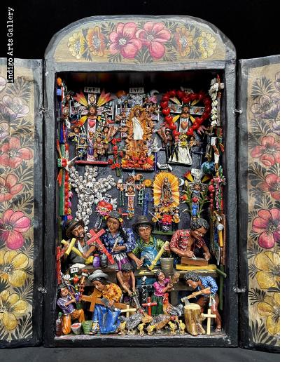 Santo and  Cross Shop - Retablo