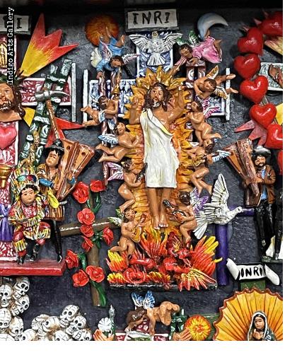Santo and  Cross Shop - Retablo