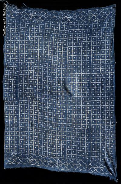 Indigo resist-dyed strip-weav"Cowrie Shell" Indigo resist-dyed strip-weave cotton clothe cotton cloth