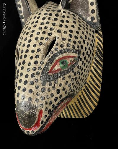Spotted Cat Mask