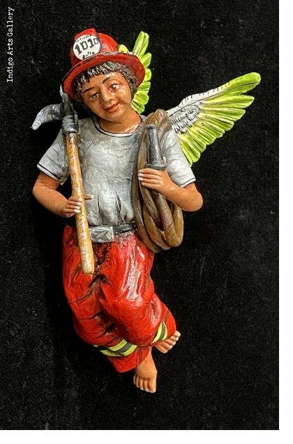 Angel Bombero - retablo figure