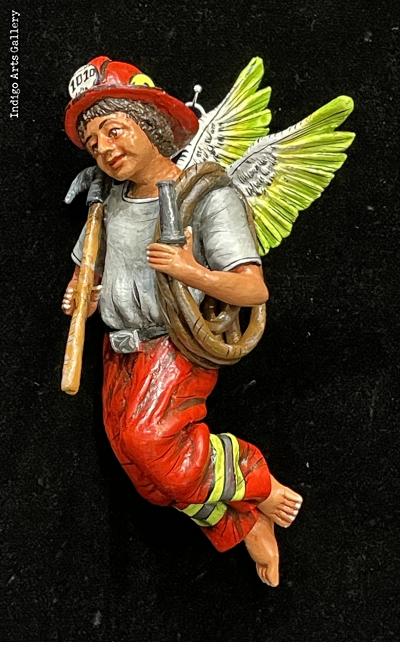 Angel Bombero - retablo figure