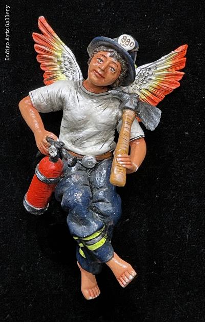 Angel Bombero 880 - retablo figure