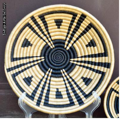 Sunflower pattern basket
