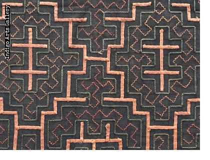 Vintage Embroidered Shipibo Cloth Falda