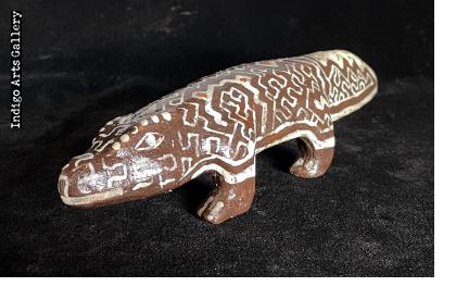 Shipibo Iguana figure