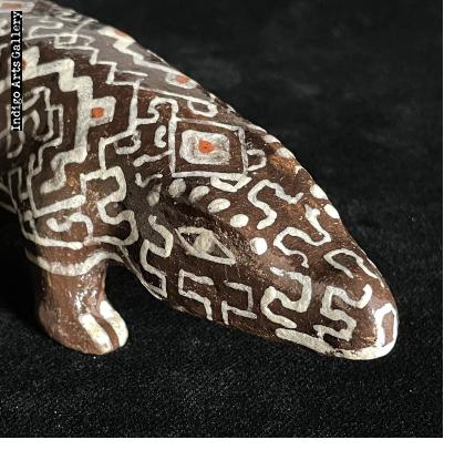 Shipibo Iguana figure