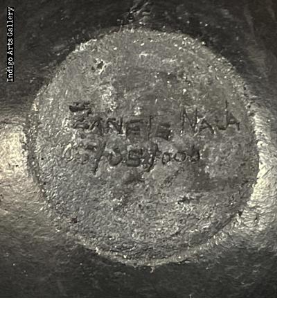 Uphiso - small Zulu pot by Zanele Nala