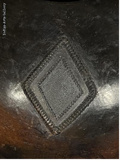 Ukhamba - Zulu pot by Jabulile Nala