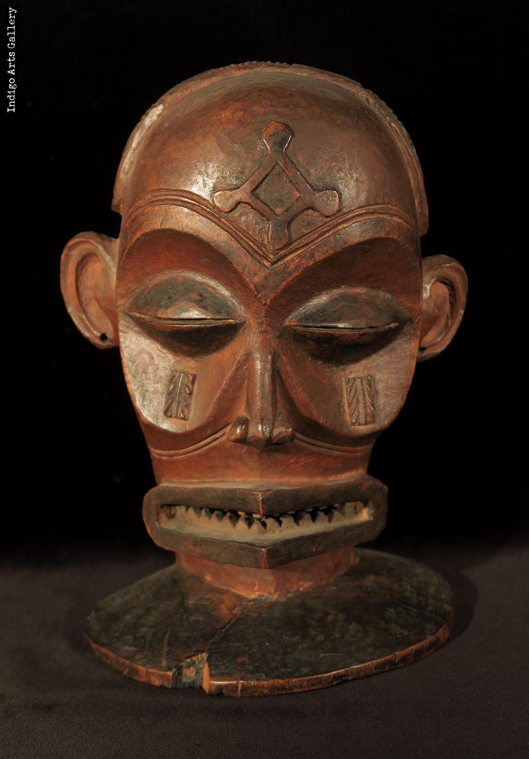 Chokwe Chihongo Mask | Indigo Arts